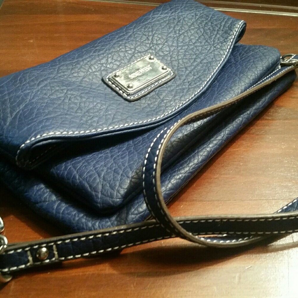Nine West purse